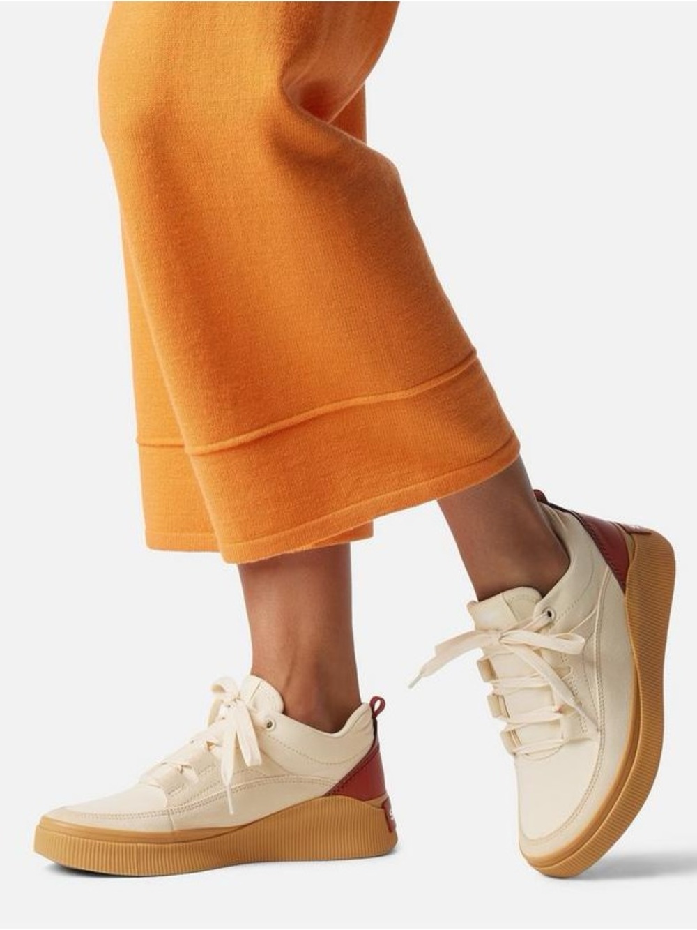 Sorel OUT N ABOUT IV Low Women's Waterproof Sneaker Size 8.5 Honey White Sanguin